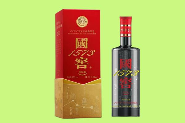麦积区回收国窖1573.jpg